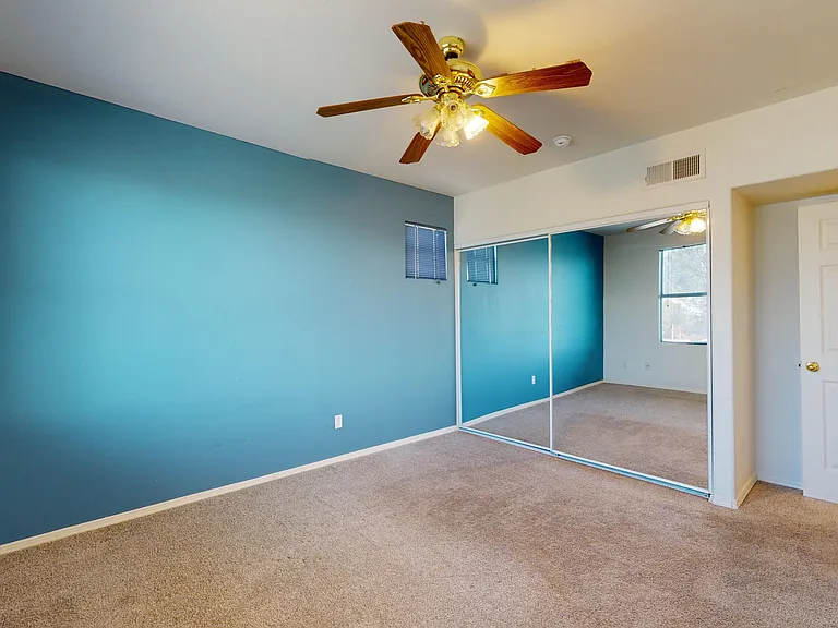 6256 Escondido Dr — Photo 27