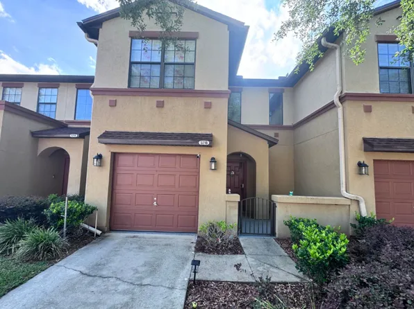 5216 Brighton Park Ln, Jacksonville, FL 32210