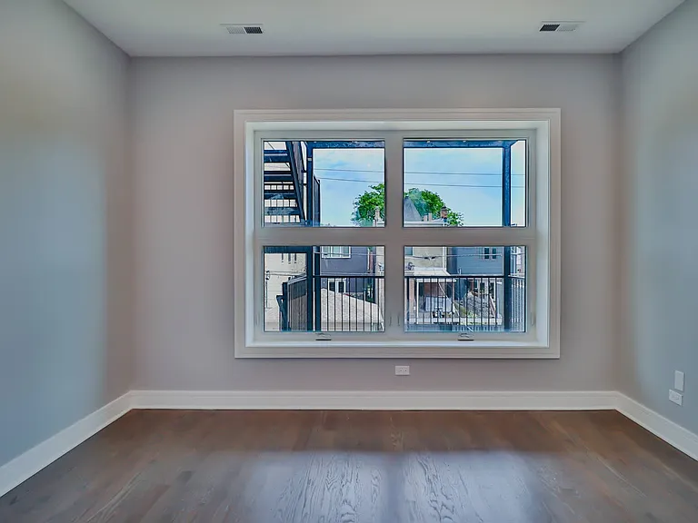 4827 S Saint Lawrence Ave #2 — Photo 13