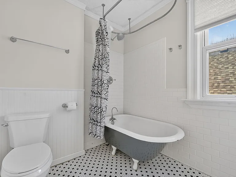 3121 Campbell St — Photo 26