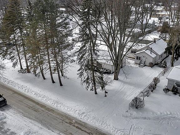 Private - set back off road