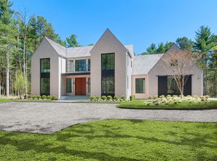 137 Swamp Rd, East Hampton, NY 11937