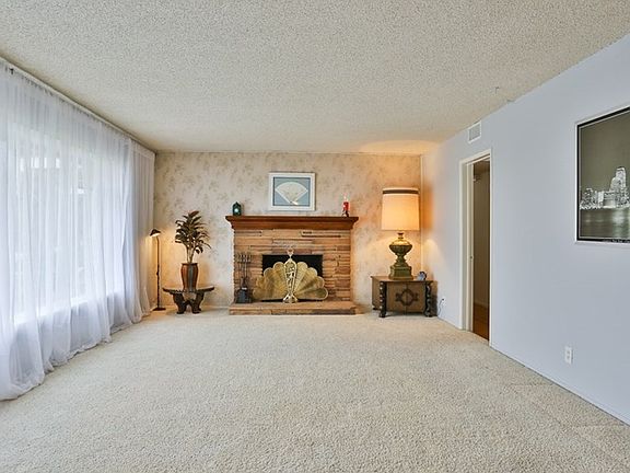 3rd image of 539 Richardson Ln