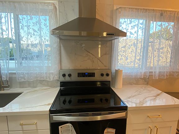 3rd image of 271 San Anselmo Ave N #B