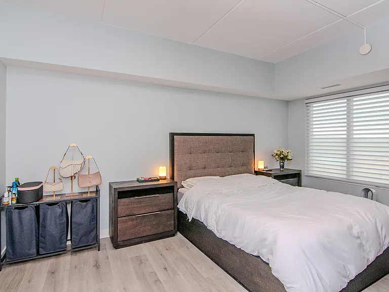 111 N Ashley St #701 — Photo 30