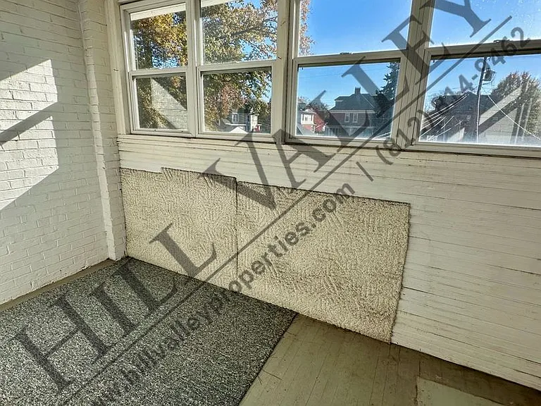 427 Washington Ave — Photo 10