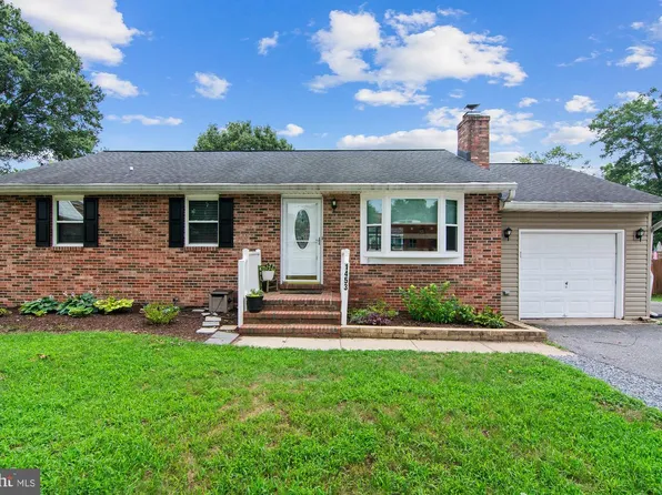 1453 Evergreen Rd, Severn, MD 21144