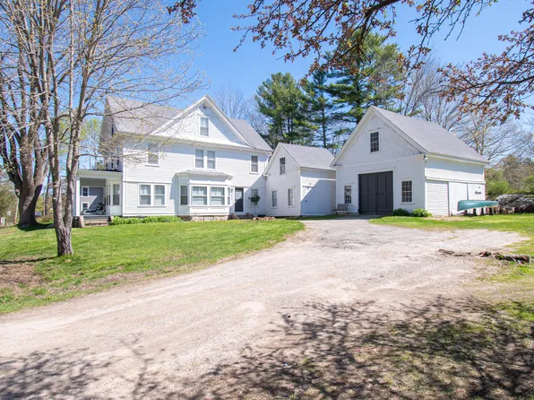647 River Road, Topsham, ME 04086