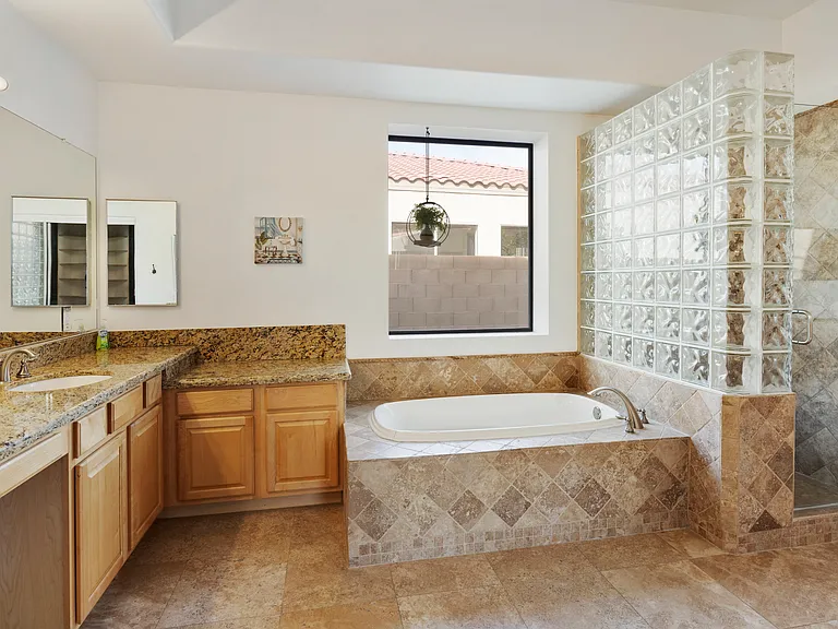 442 W Carob Dr — Photo 30
