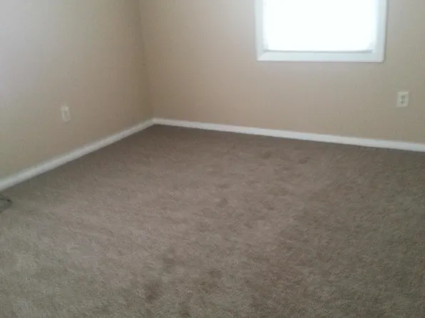 1715 Harvest Hill Ct, Owensboro, KY 42301