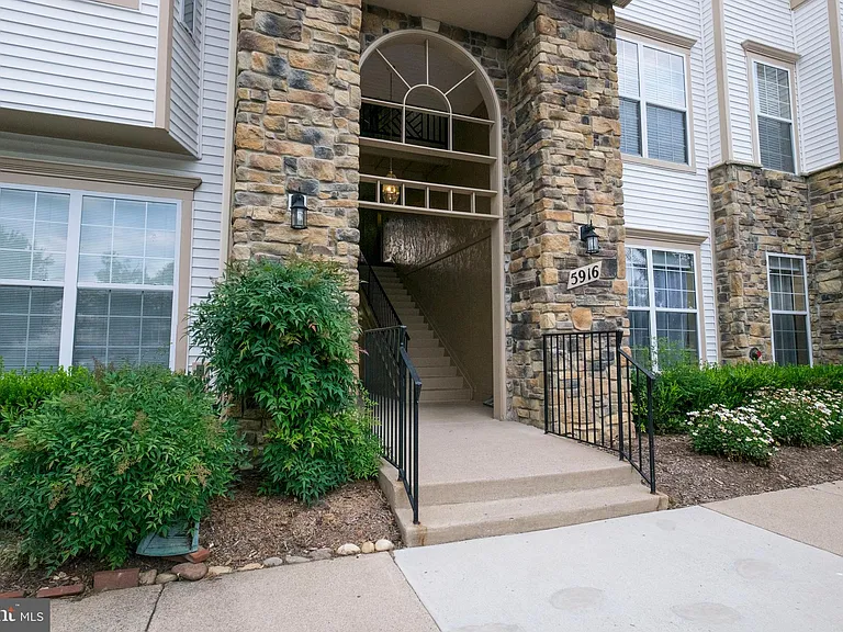 5916 Founders Hill Dr #104 — Photo 24
