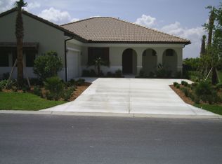 12633 Kentwood Ave, Fort Myers, FL 33913