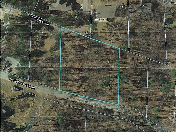 3rd image of 8534 Wood Crest Dr
