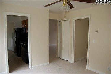 5th image of 102 Gaslight Ln #102G