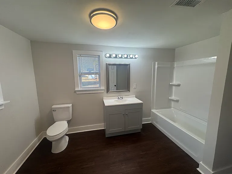 3715 Pulaski Pike NW — Photo 11