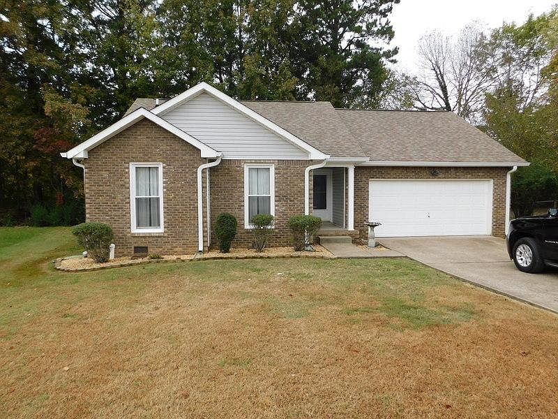 1st image of 170 Shady Maple Dr