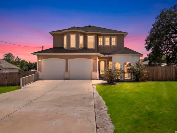 7606 Triple Leaf, China Grove, TX 78263