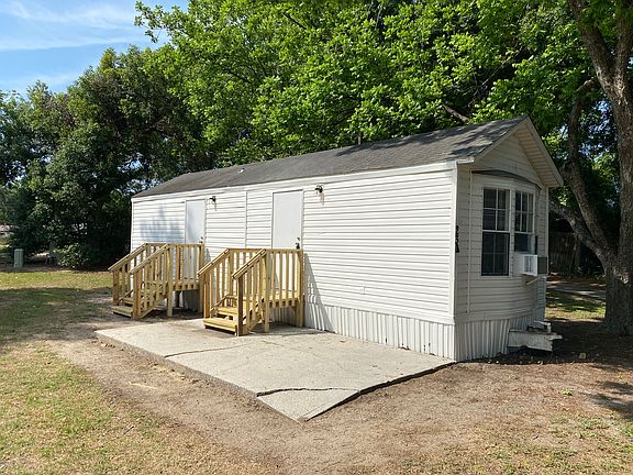 2nd image of 9588 NE Jacksonville Rd #23A
