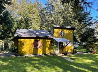 471 Cummins Rd, Crescent City, CA 95531