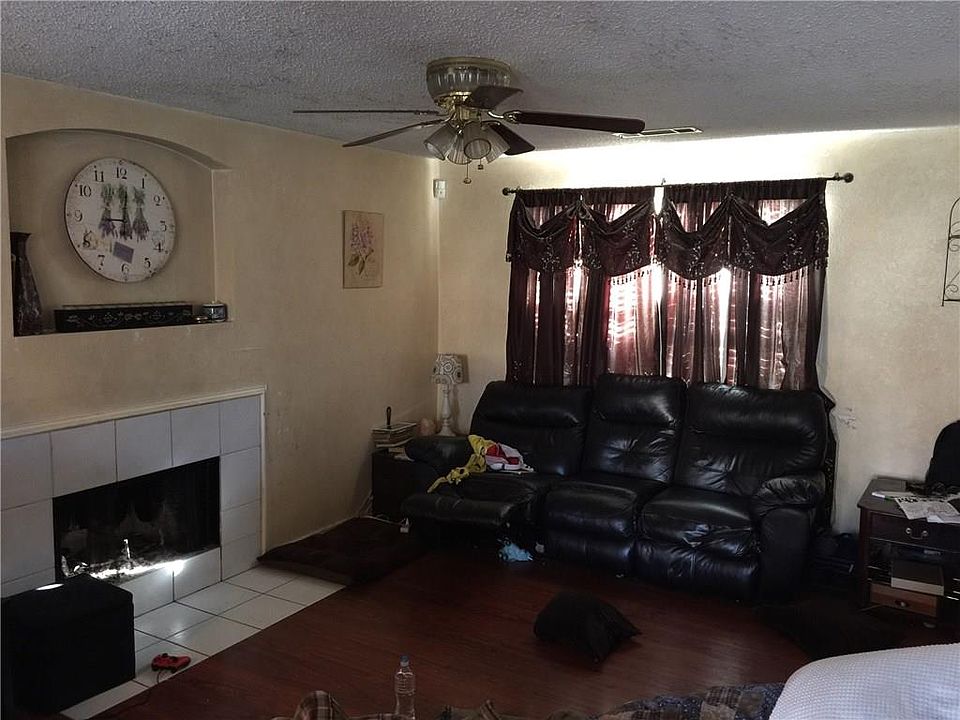 2nd image of 1519 Clemson Dr