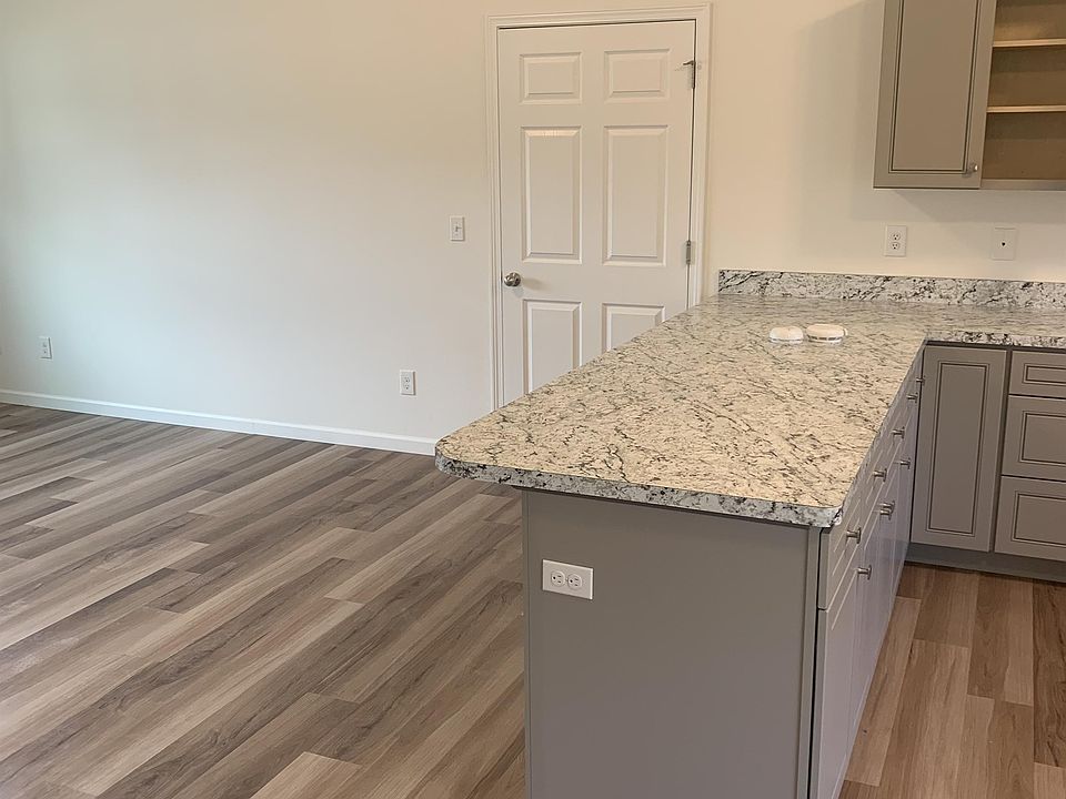 Living/Kitchen