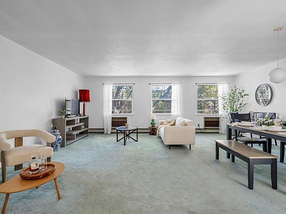 4th image of 13-25 Estates Lane #3F