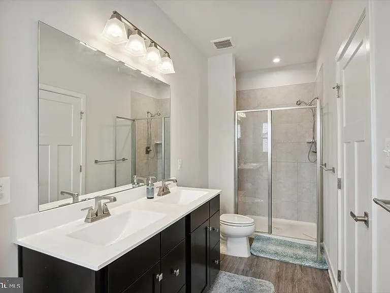 6070 Fallfish Ct — Photo 19