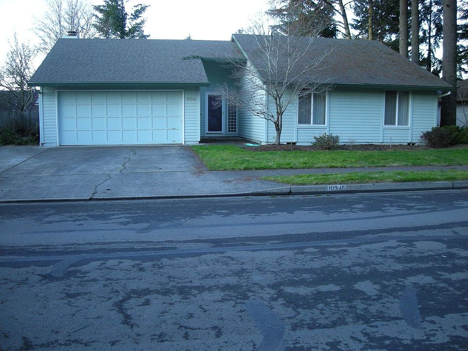 Front w/RV Parking