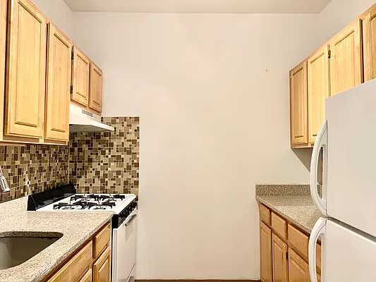 Rented by Corcoran | media 9