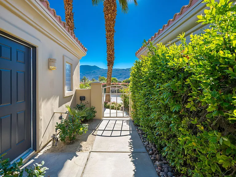 78322 Calle Las Ramblas — Photo 45