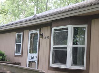 1033 Howe Rd, Burton, MI 48509