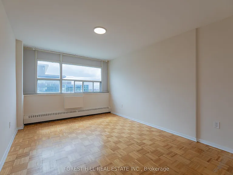 1130 Wilson Ave #306 — Photo 6