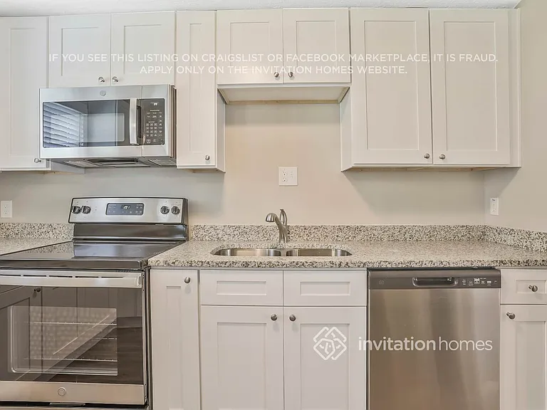 6860 Cainwood Dr — Photo 9