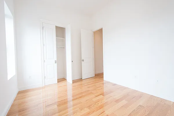 Rented by Brick&Mortar | media 20