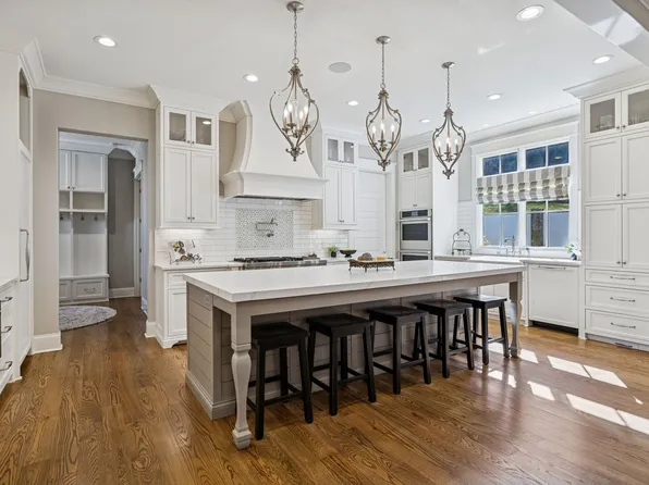 1019 Stockett Dr, Nashville, TN 37221