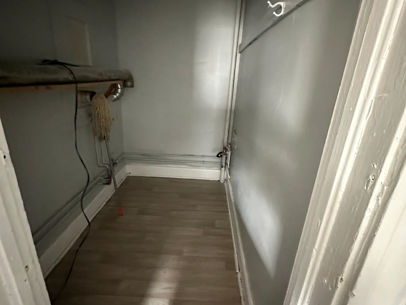2 bed, 950 sqft, $1,300 — Photo 4