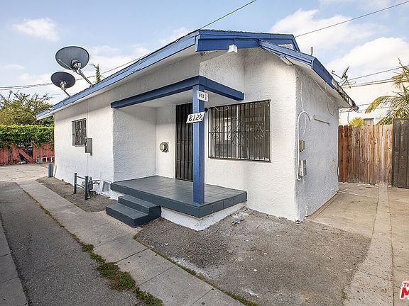 5th image of 810 W 43rd St