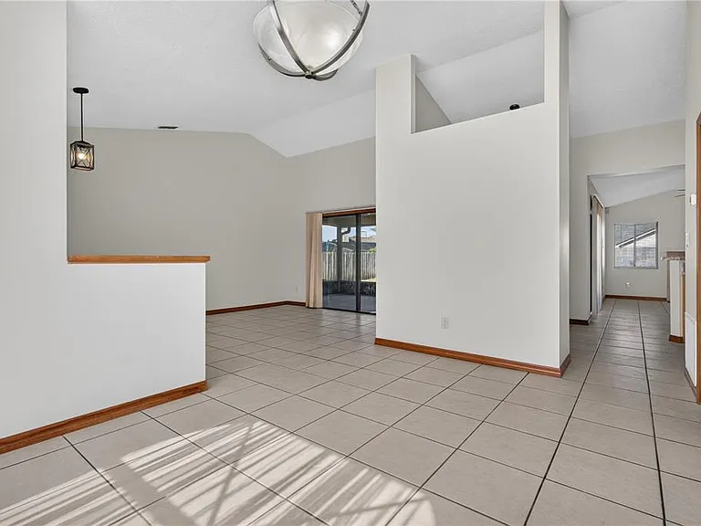 4059 Waterview Loop — Photo 4