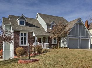 4400 N Main St, Kansas City, MO 64116