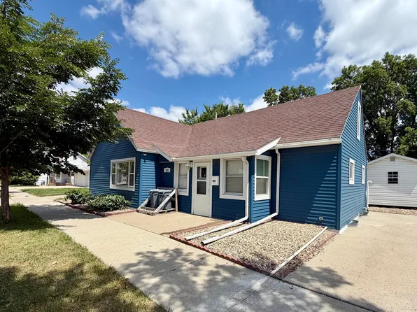 315 S 9th St, Aberdeen, SD 57401