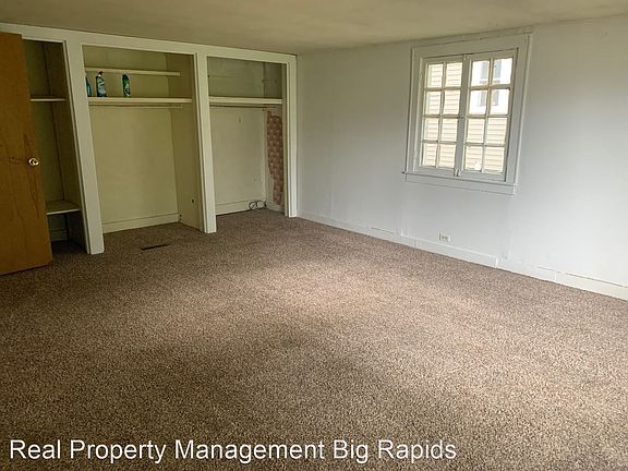 4th image of 118 Locust St #4107501