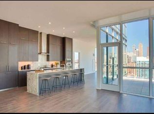 316 W Erie St #101, Chicago, IL 60654