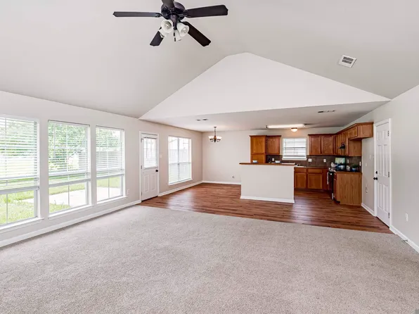 40367 Kipling Dr, Darrow, LA 70725