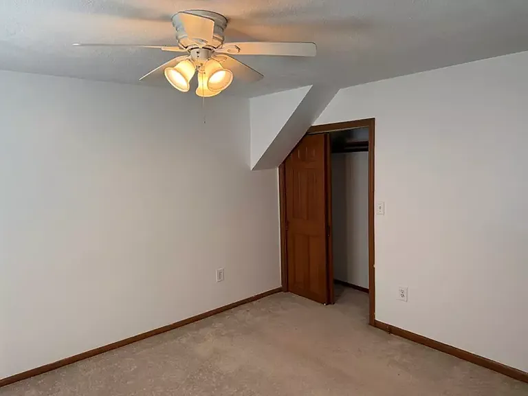 16 Indian Rock Dr — Photo 10