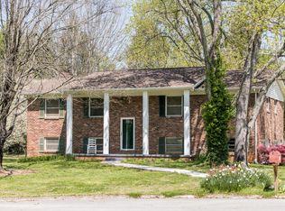 8805 Regent Ln, Knoxville, TN 37923