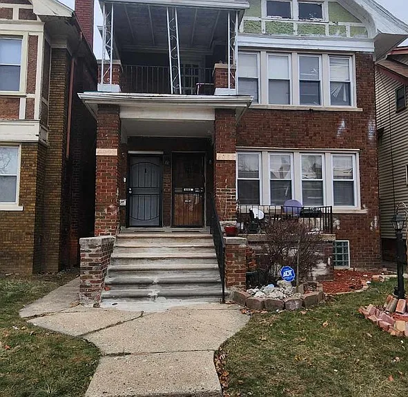 3 bed, 1.0 bath, 1000 sqft, $800 — Photo 1