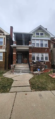 3 bed, 1.0 bath, 1000 sqft, $800 Photo 1