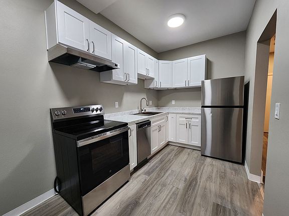 2nd image of 414-422 Tacoma Ave S #109