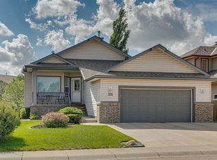 328 E Cove Rd, Chestermere, AB T1X1L5