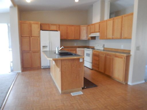 3rd image of 5900 NW Combs St